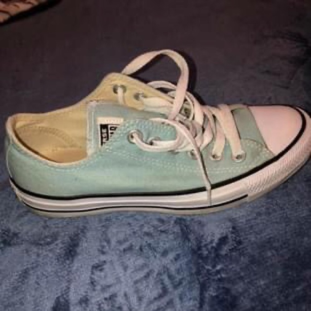 Chuck Taylor Converse - image 1